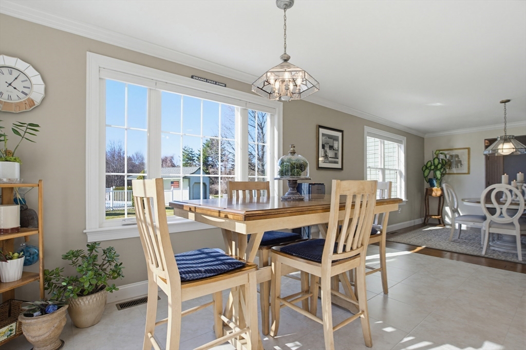 17 Stoneybrook Road Grafton, MA 01536 - Photo 11 of 38