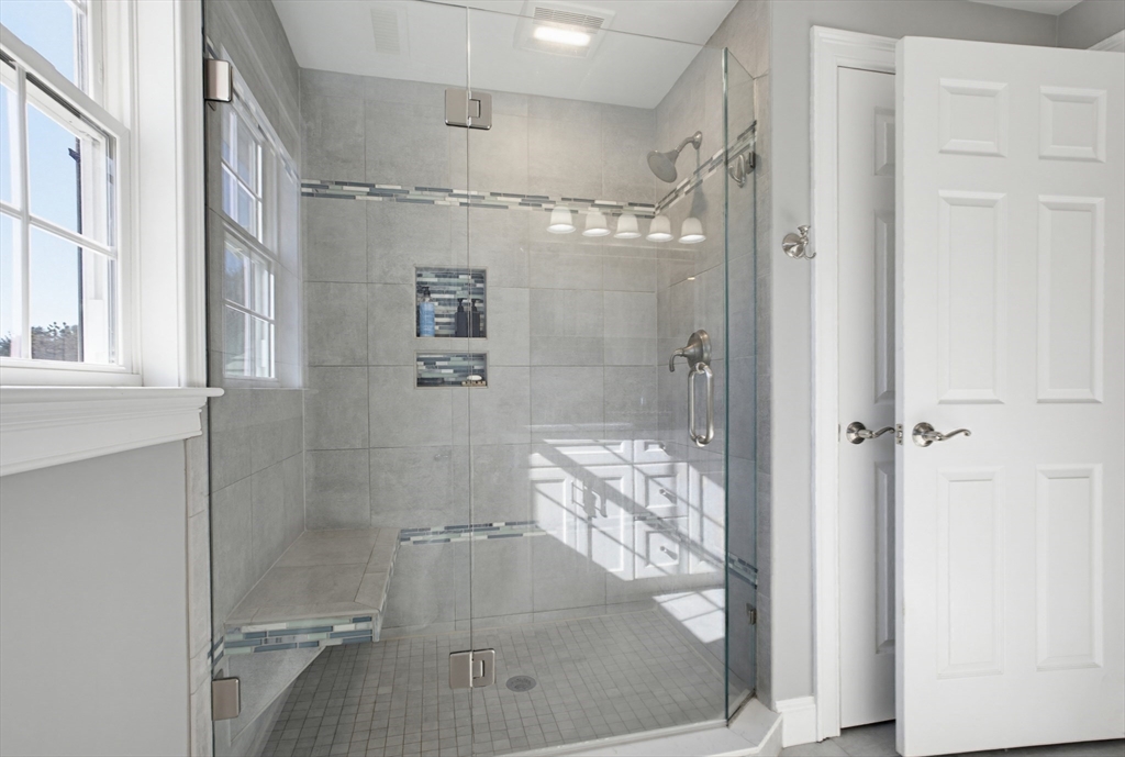 17 Stoneybrook Road Grafton, MA 01536 - Photo 22 of 38