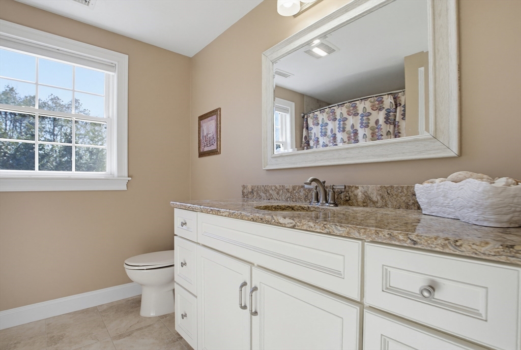 17 Stoneybrook Road Grafton, MA 01536 - Photo 26 of 38