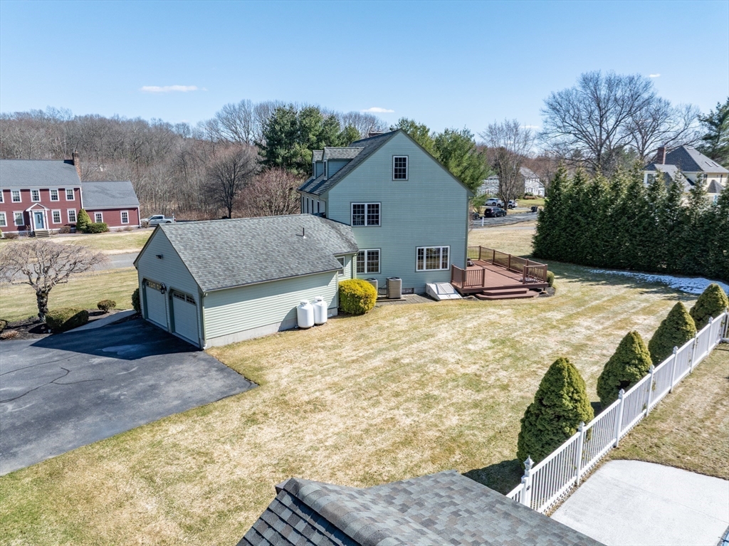 17 Stoneybrook Road Grafton, MA 01536 - Photo 33 of 38