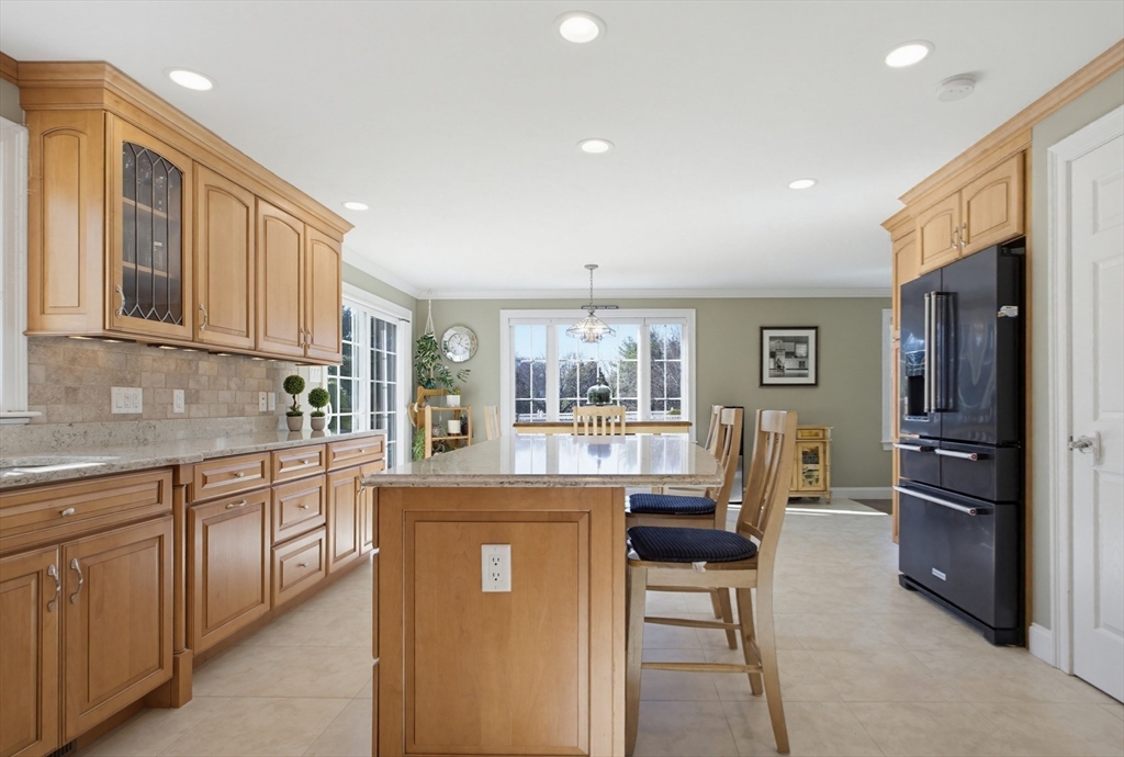 17 Stoneybrook Road Grafton, MA 01536 - Photo 8 of 38