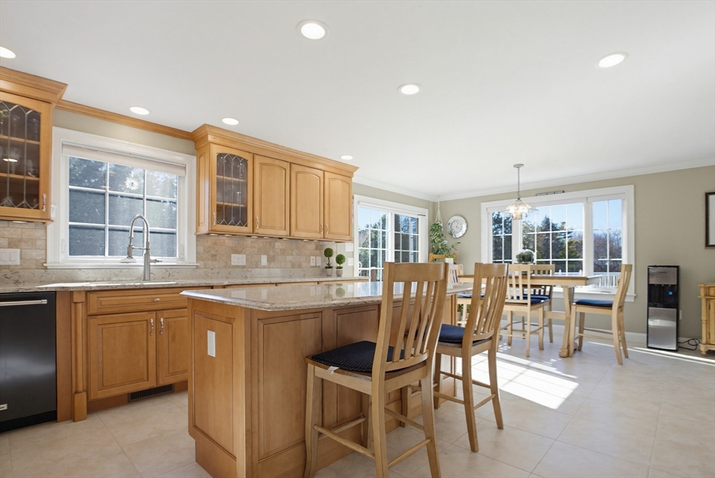 17 Stoneybrook Road Grafton, MA 01536 - Photo 9 of 38
