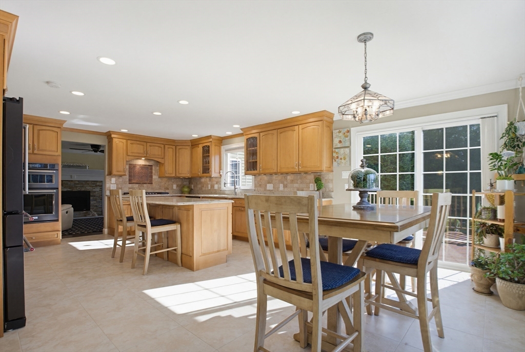 17 Stoneybrook Road Grafton, MA 01536 - Photo 10 of 38