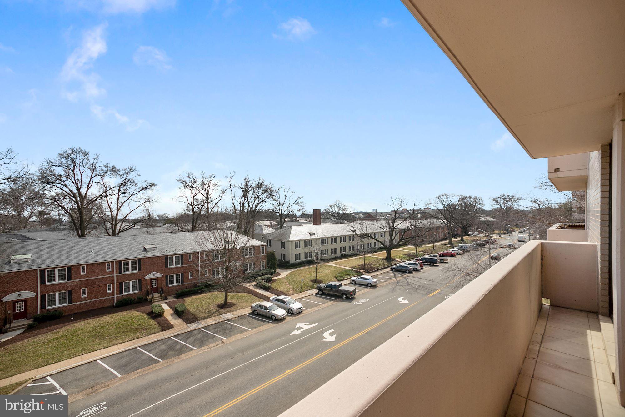 4141 North Henderson Road, Unit 323 Arlington, VA 22203 - Photo 8 of 25