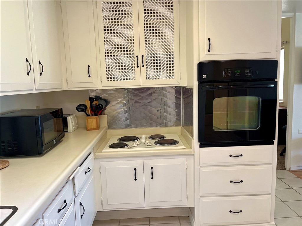 1571 Golden Rain Road Seal Beach, CA 90740 - Photo 7 of 13