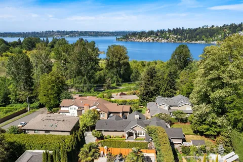 $2,898,000 | 10030 Northeast 110th Street, Kirkland, WA 98033