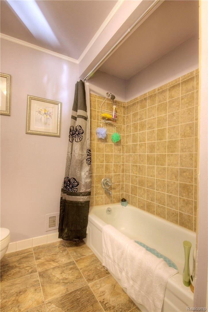 43071 Hanford Road Canton, MI 48187 - Photo 53 of 58 930A1016_7_8.jpg