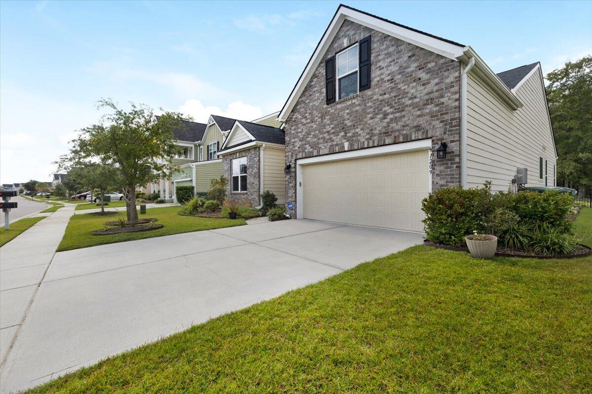 1209 Raven Road Hanahan, SC 29410 - Photo 3 of 26 03-BN0A4878