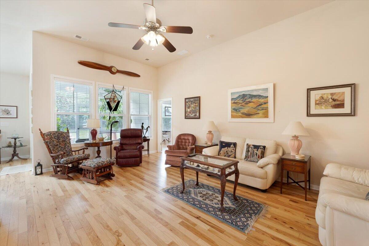 1209 Raven Road Hanahan, SC 29410 - Photo 6 of 26 09-BN0A4899