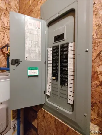 $70,000 | 425 East Walnut Street, Oneida, NY 13421