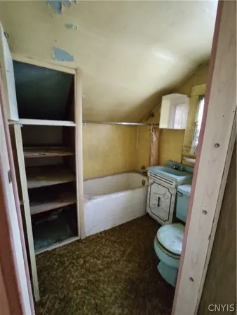 $70,000 | 425 East Walnut Street, Oneida, NY 13421