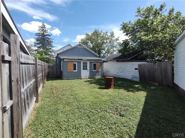 $70,000 | 425 East Walnut Street, Oneida, NY 13421