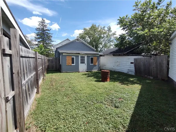 $70,000 | 425 East Walnut Street, Oneida, NY 13421