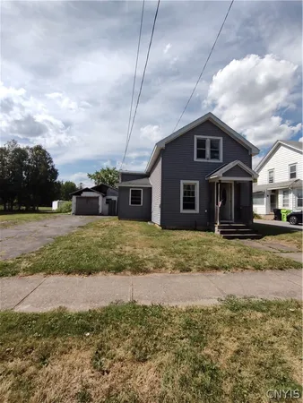 $70,000 | 425 East Walnut Street, Oneida, NY 13421