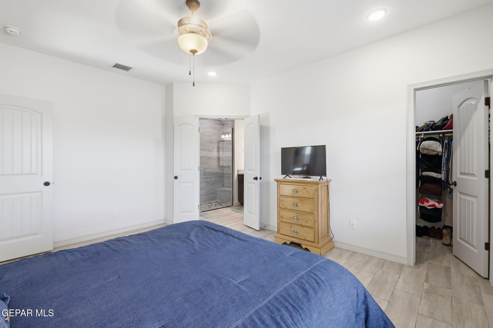 11040 Gem Valley Road Socorro, TX 79927 - Photo 19 of 38 24-web-or-mls-IMG_2306