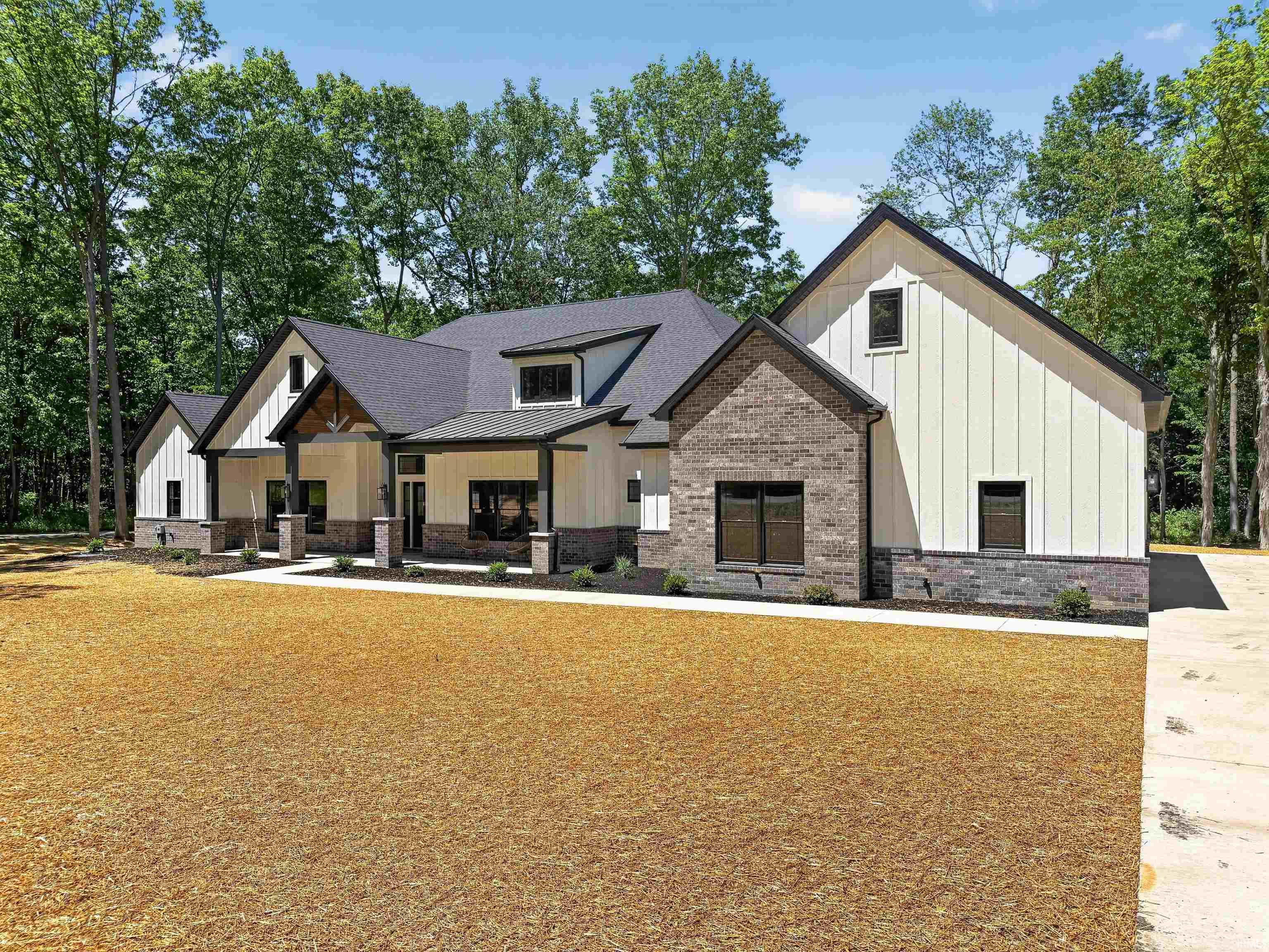 6077 Popp Road Fort Wayne, IN 46845 - Photo 4 of 50