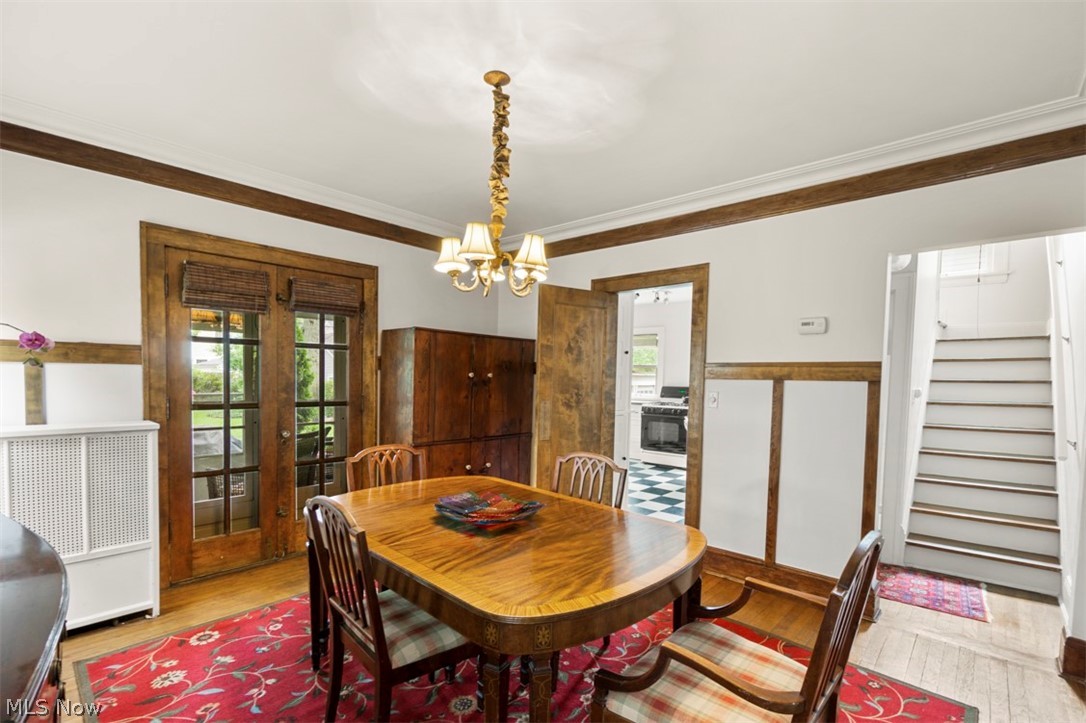 3064 Coleridge Road Cleveland, OH 44118 - Photo 14 of 35
