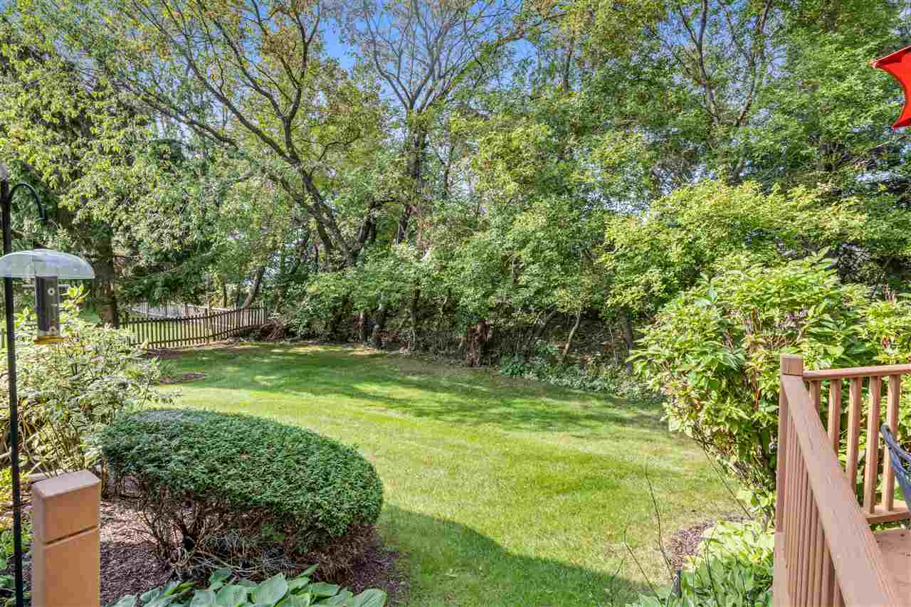 7272 Sentinel Road Rockford, IL 61107 - Photo 37 of 40 a garden view with a seating space