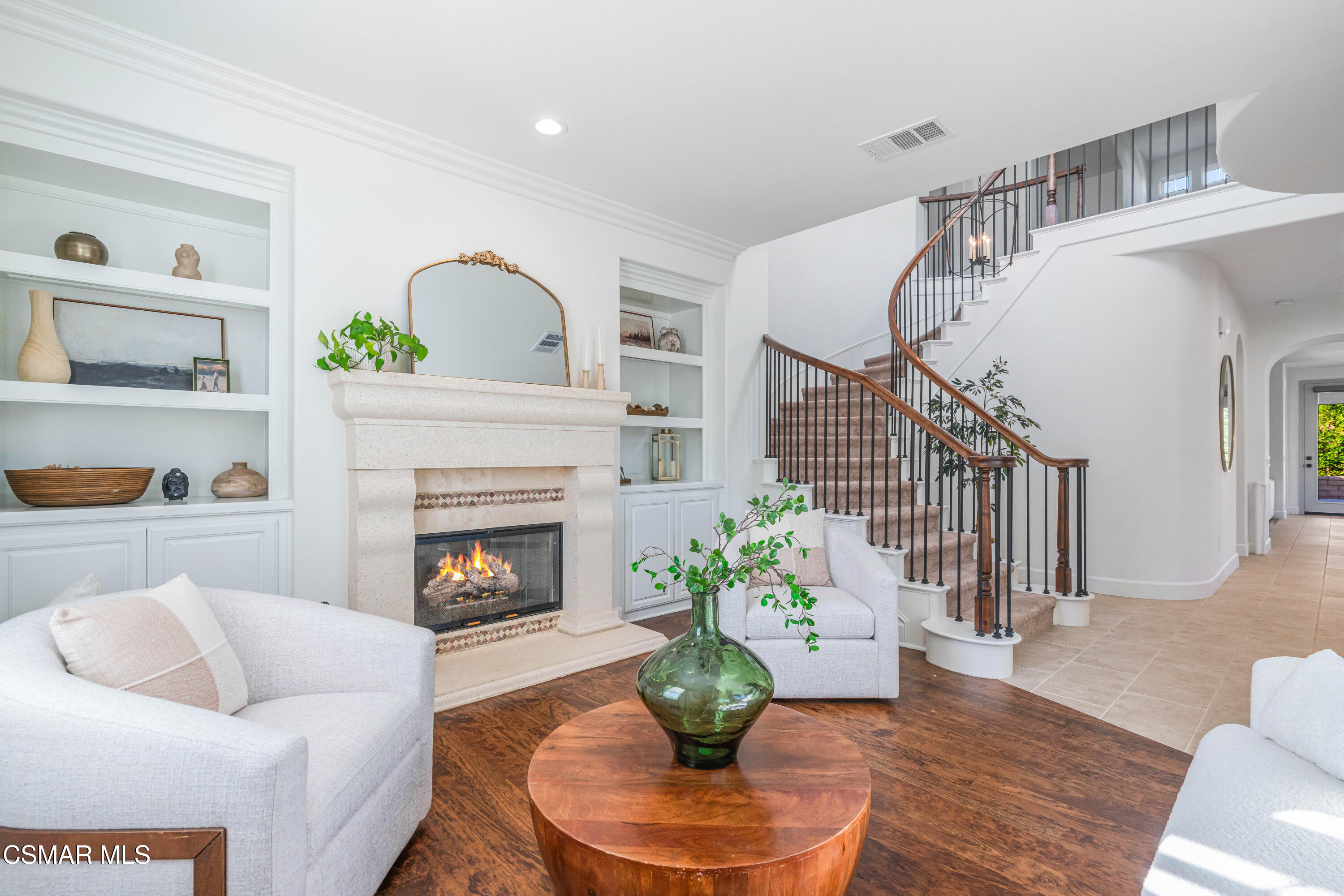 551 Running Creek Simi Valley, CA 93065 - Photo 11 of 66 551 Running Creek Ct-6