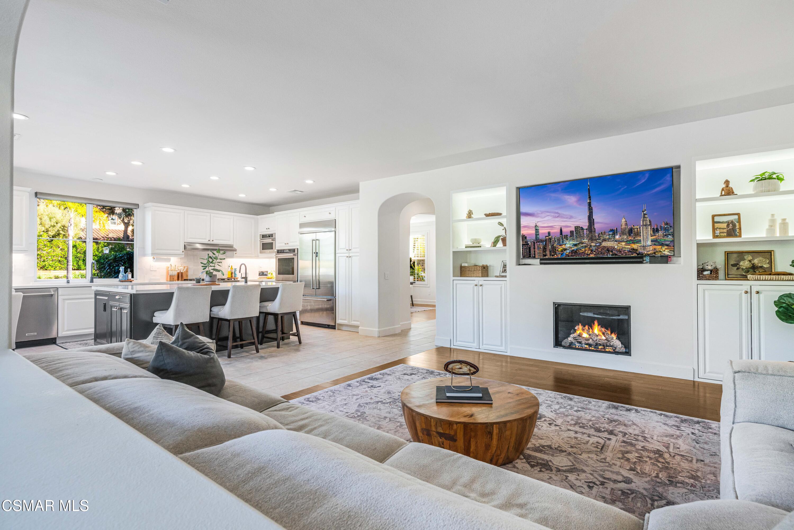 551 Running Creek Simi Valley, CA 93065 - Photo 25 of 66 551 Running Creek Ct-13