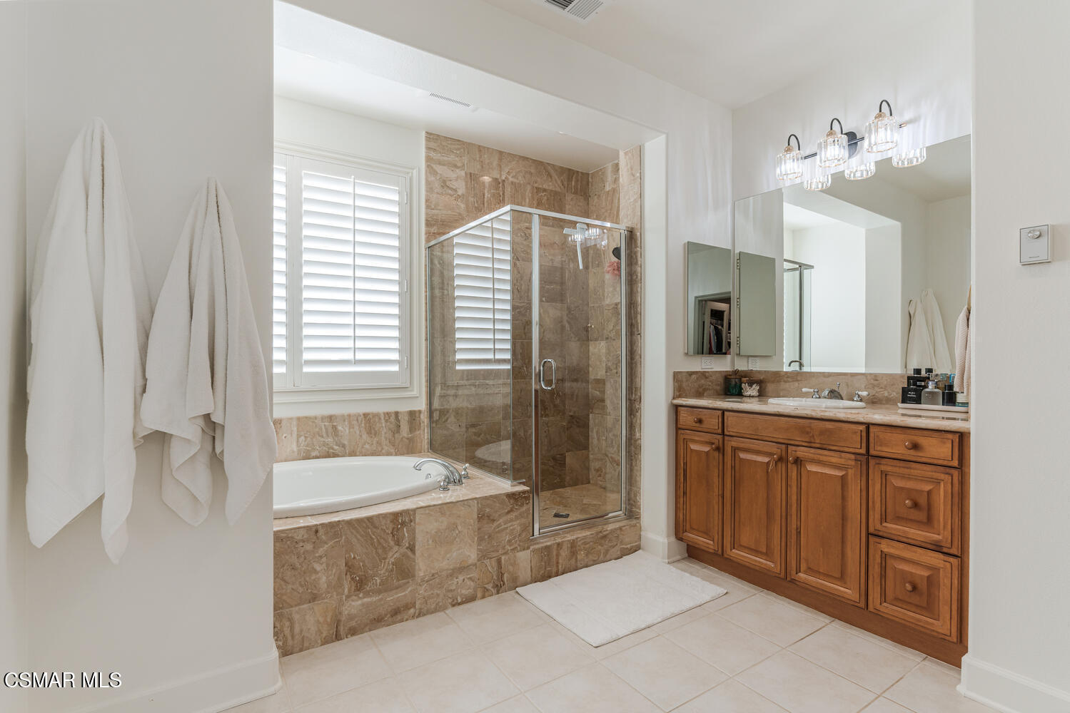 551 Running Creek Simi Valley, CA 93065 - Photo 30 of 66 551 Running Creek, Simi Valley