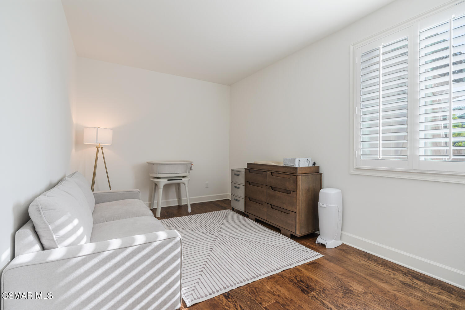 551 Running Creek Simi Valley, CA 93065 - Photo 33 of 66 551 Running Creek, Simi Valley