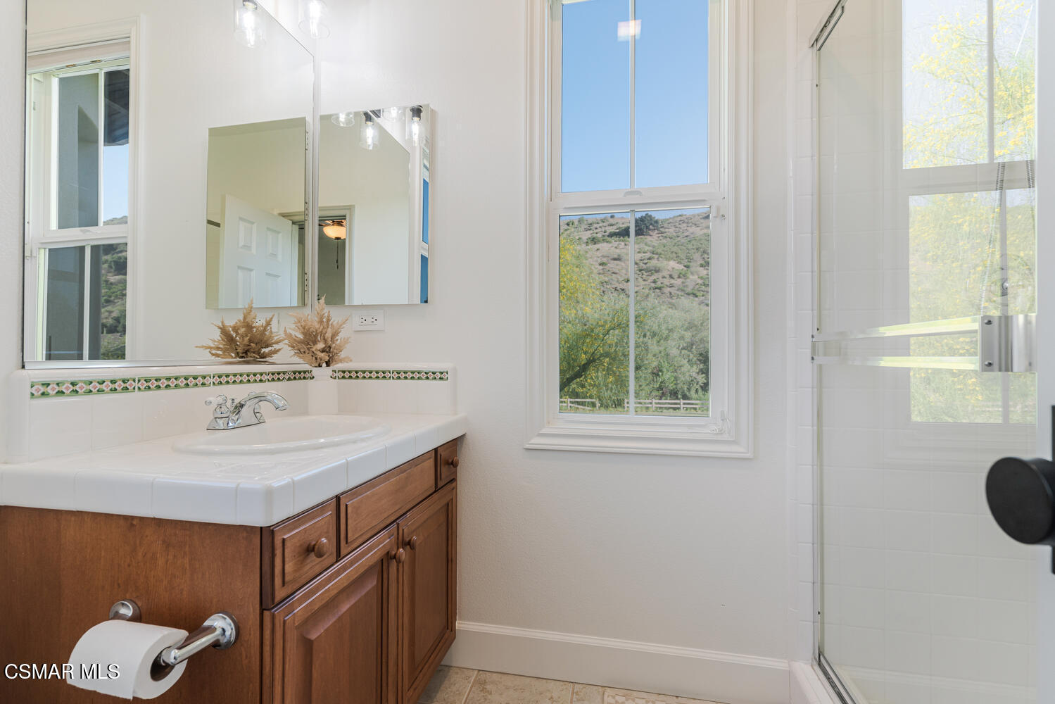 551 Running Creek Simi Valley, CA 93065 - Photo 40 of 66 551 Running Creek, Simi Valley