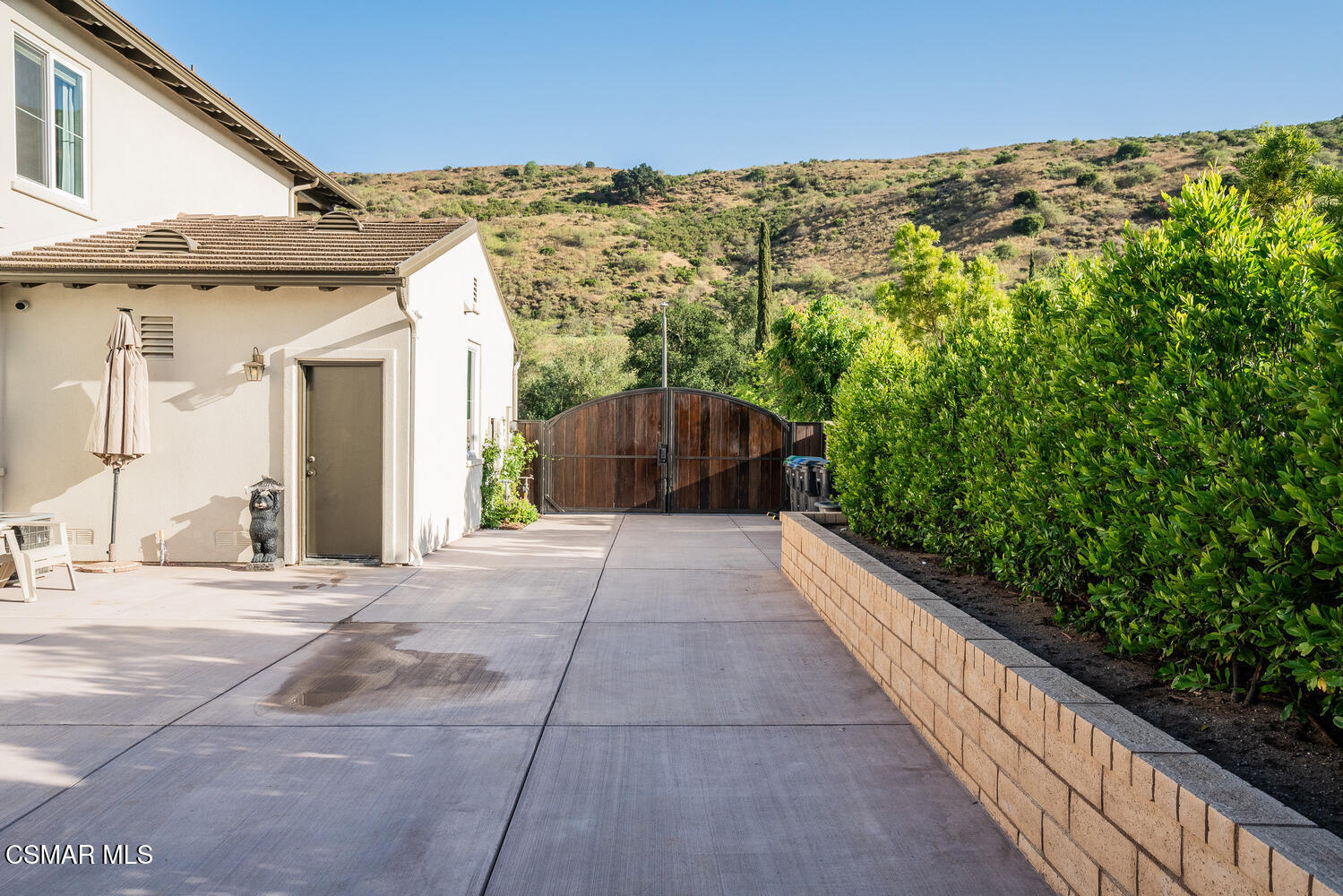 551 Running Creek Simi Valley, CA 93065 - Photo 62 of 66 551 Running Creek, Simi Valley