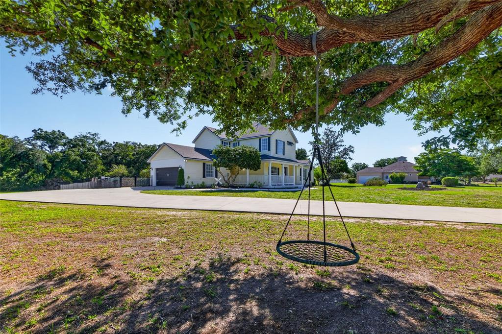 17308 Howling Wolf Run Parrish, FL 34219 - Photo 9 of 55