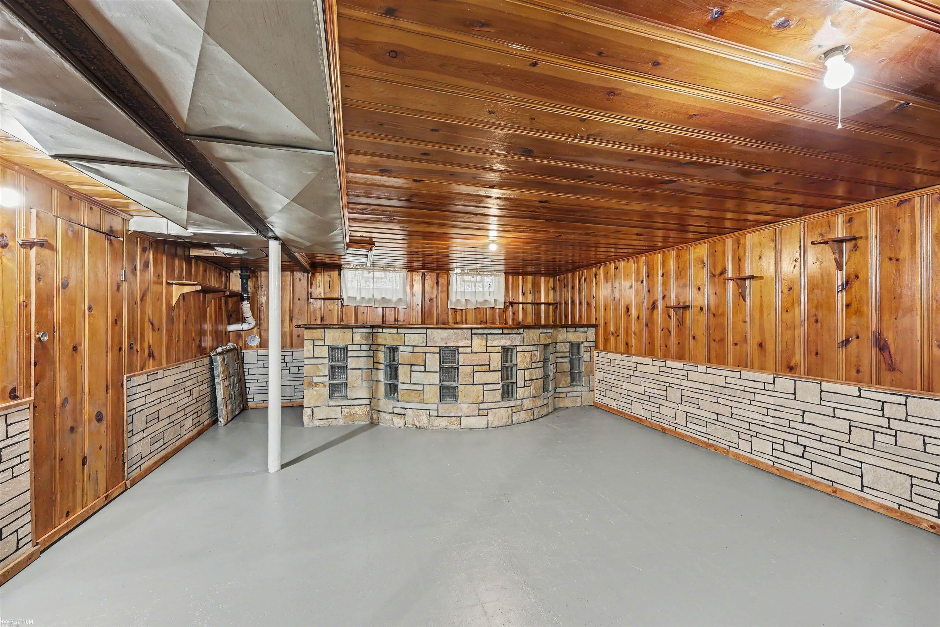 35746 Utica Road Clinton Township, MI 48035 - Photo 22 of 36 Gallery Image 22