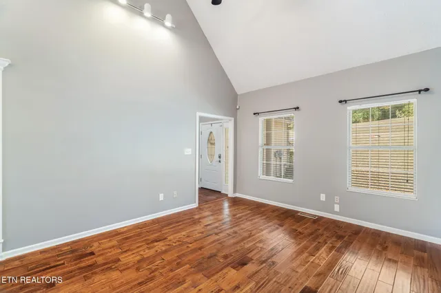 $405,000 | 1148 Granville Conner Road, Powell, TN 37849