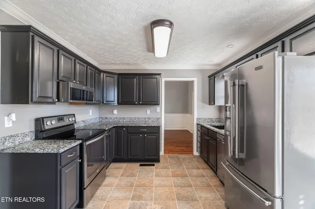 $405,000 | 1148 Granville Conner Road, Powell, TN 37849