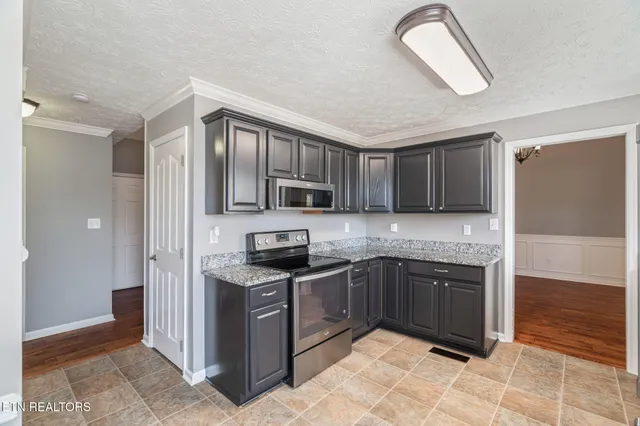 $405,000 | 1148 Granville Conner Road, Powell, TN 37849