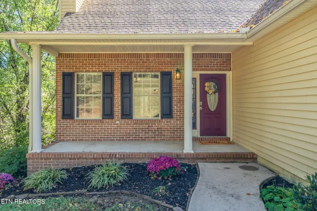 $405,000 | 1148 Granville Conner Road, Powell, TN 37849