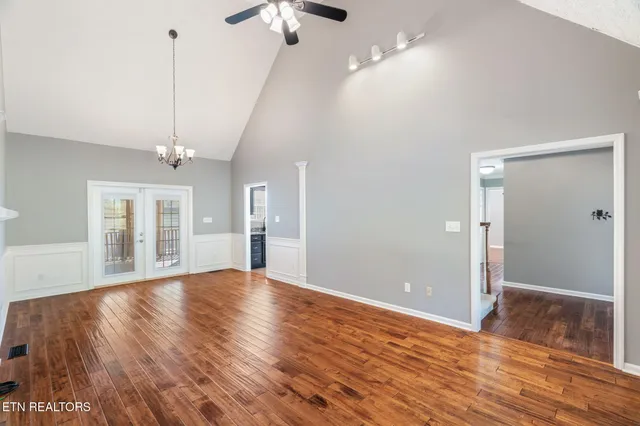 $405,000 | 1148 Granville Conner Road, Powell, TN 37849