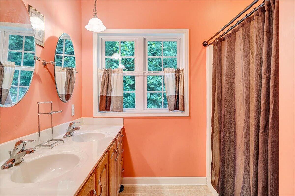 11010 Catawba Road Troutville, VA 24175 - Photo 24 of 68 23-MIB06309