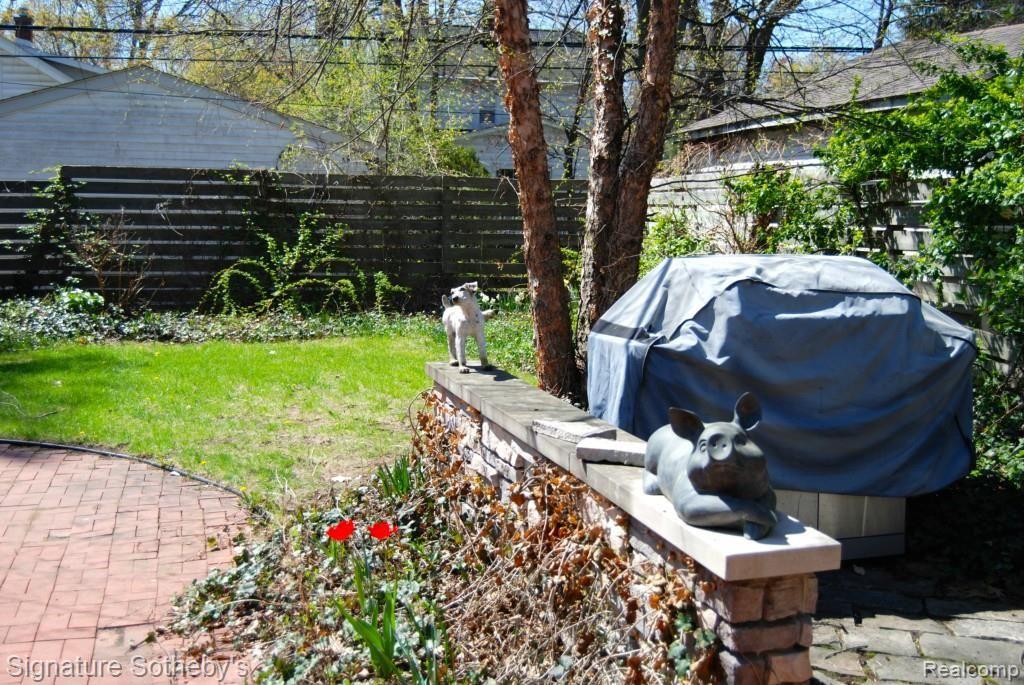 56 Amherst Road Pleasant Ridge, MI 48069 - Photo 26 of 28 More Backyard
