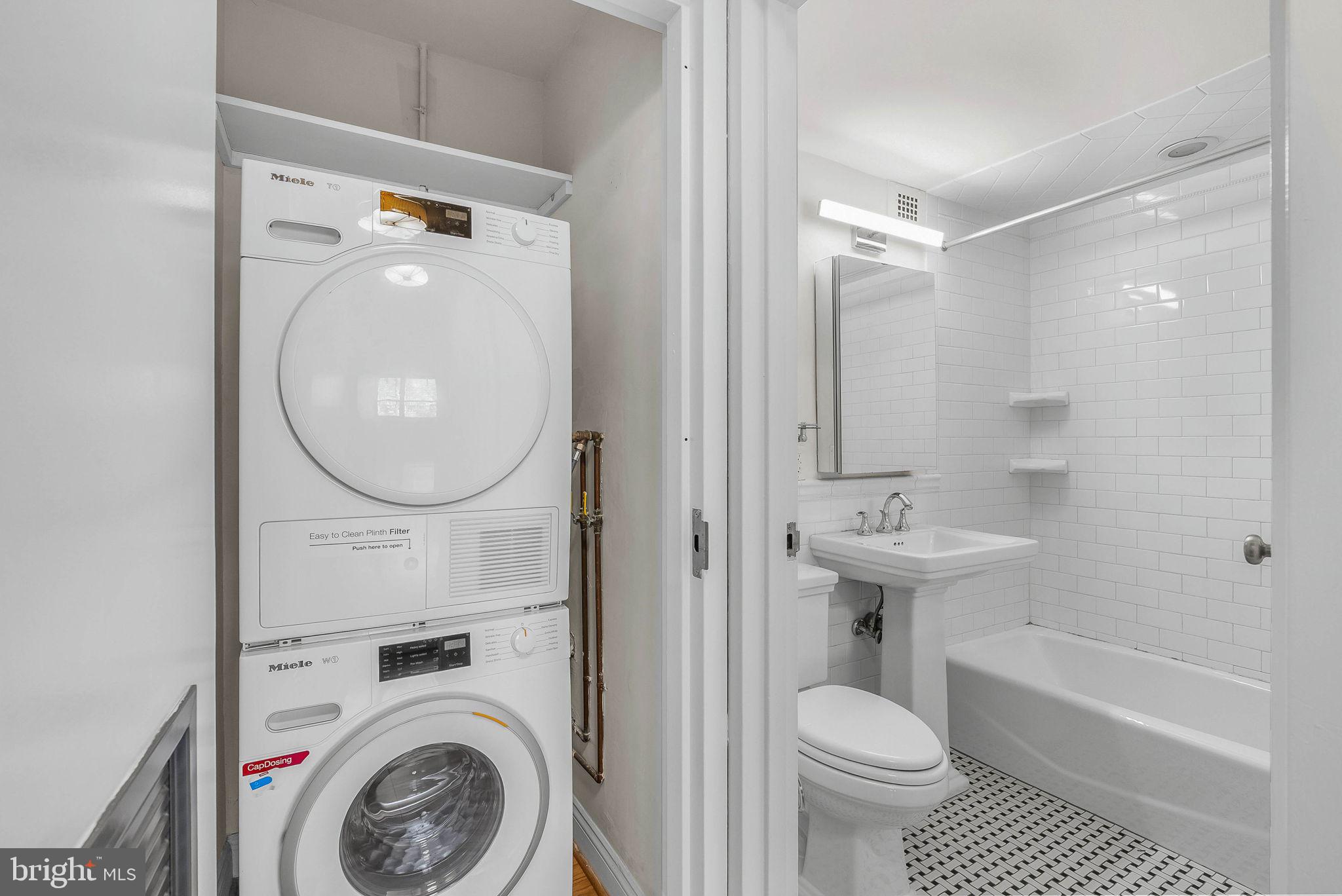 1806-18 Rittenhouse Square, Unit 204 Philadelphia, PA 19103 - Photo 14 of 20