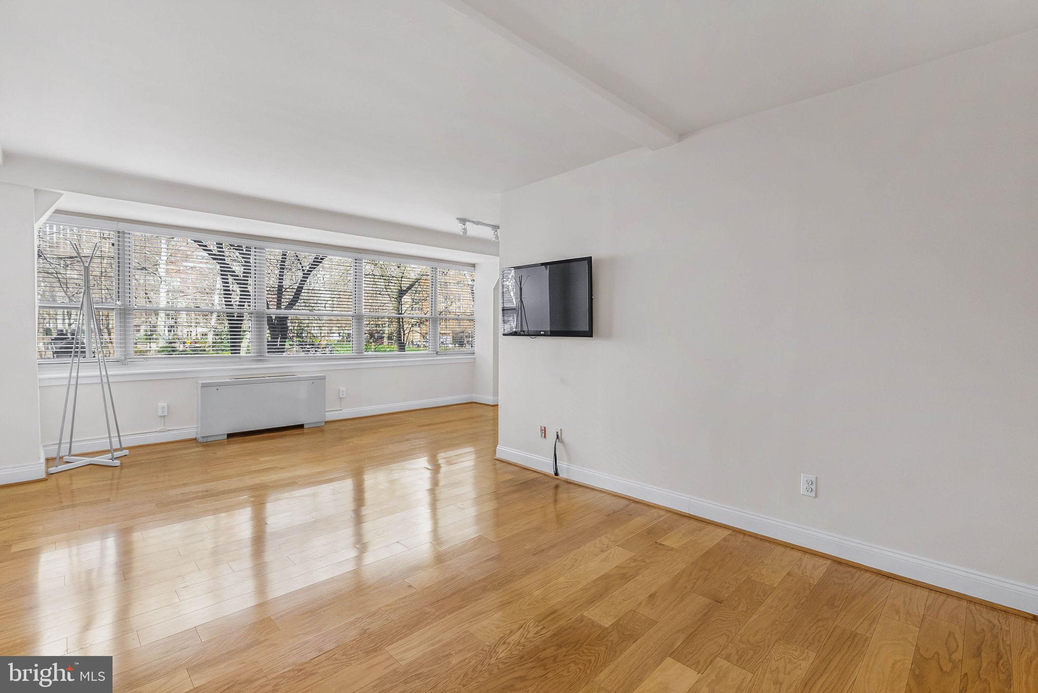 1806-18 Rittenhouse Square, Unit 204 Philadelphia, PA 19103 - Photo 3 of 20