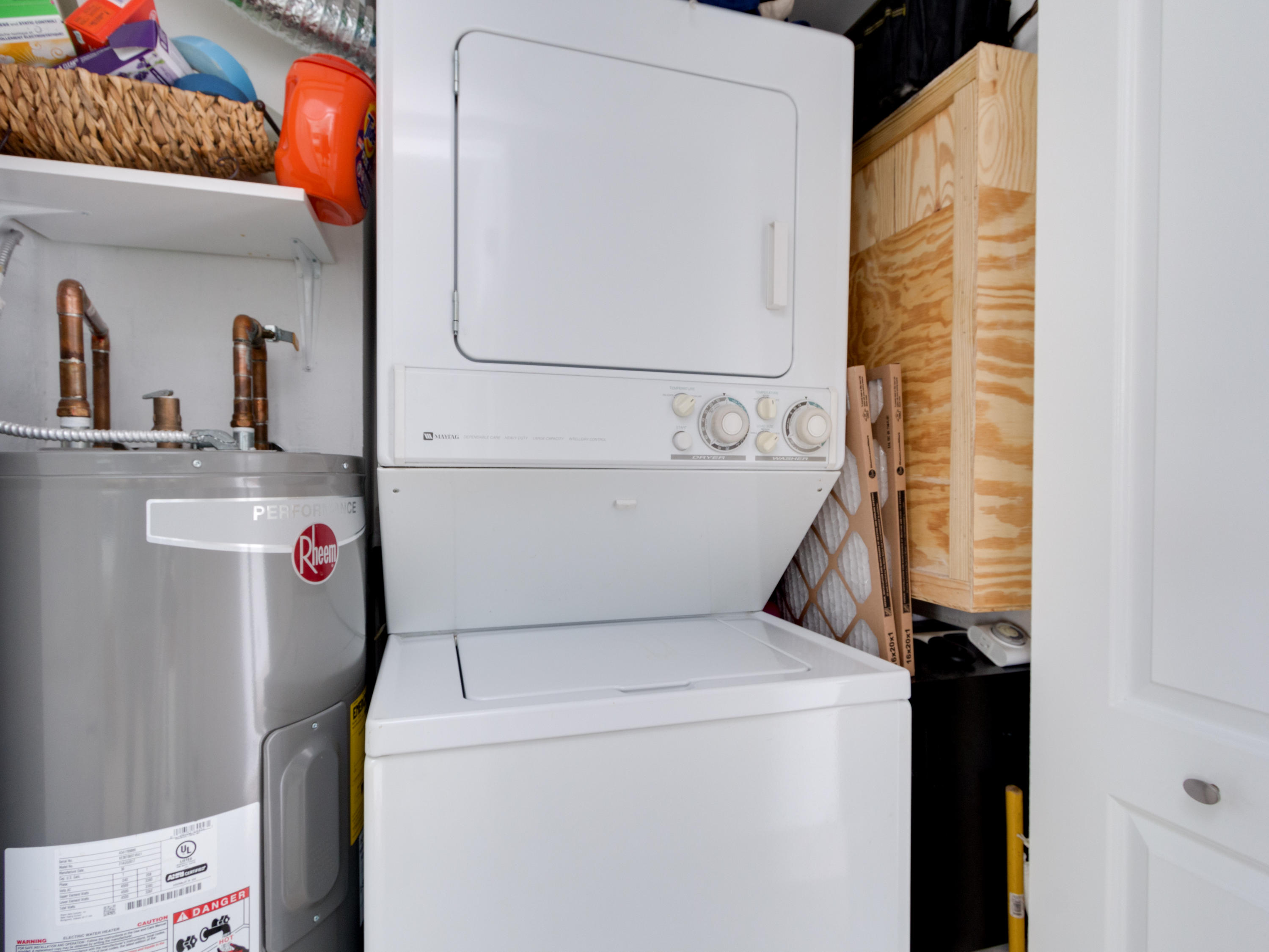 765 Jeffery Street, Unit 1301 Boca Raton, FL 33487 - Photo 18 of 31 a utility room with dryer and washer