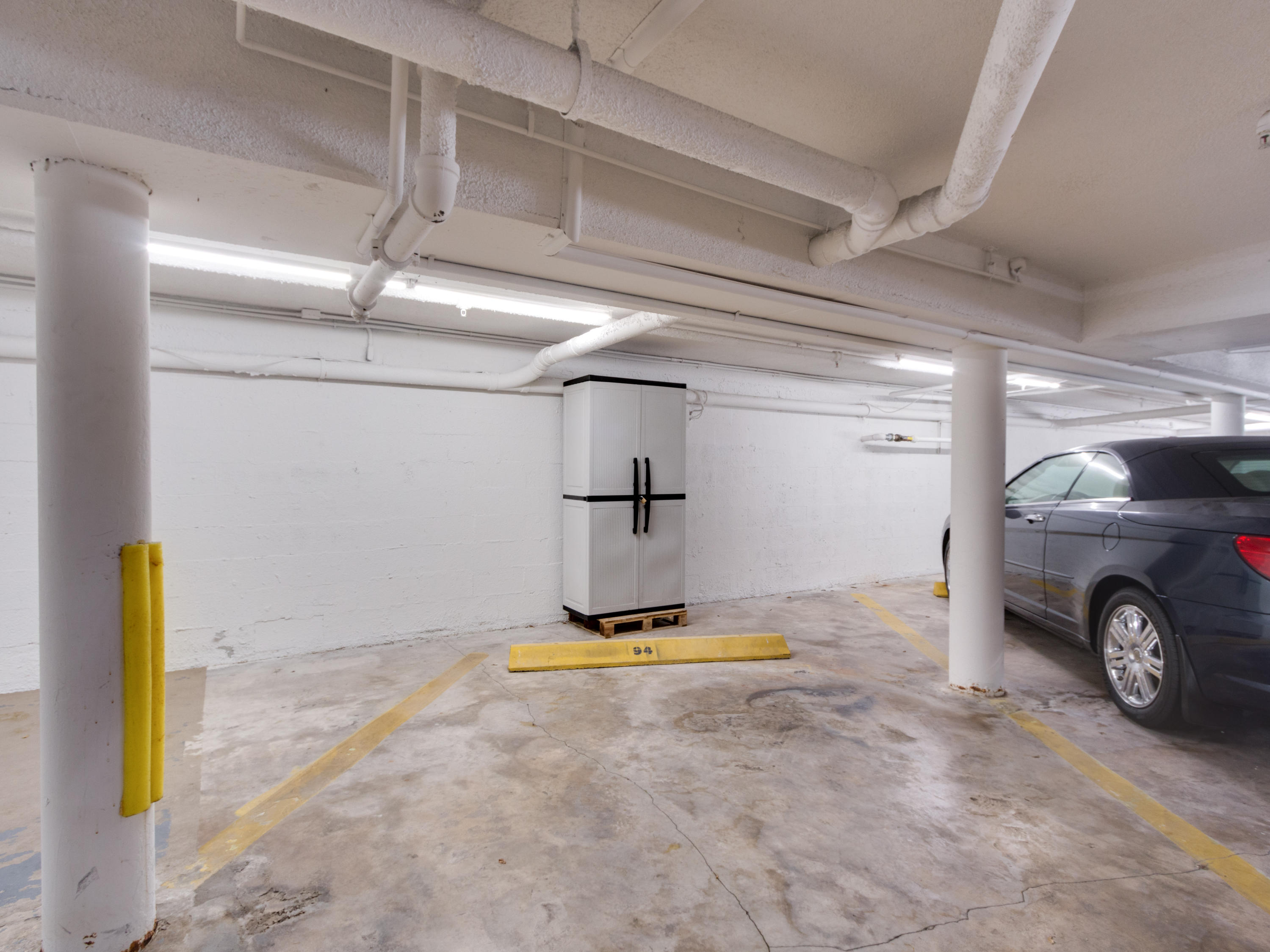 765 Jeffery Street, Unit 1301 Boca Raton, FL 33487 - Photo 26 of 31 a view of parking area