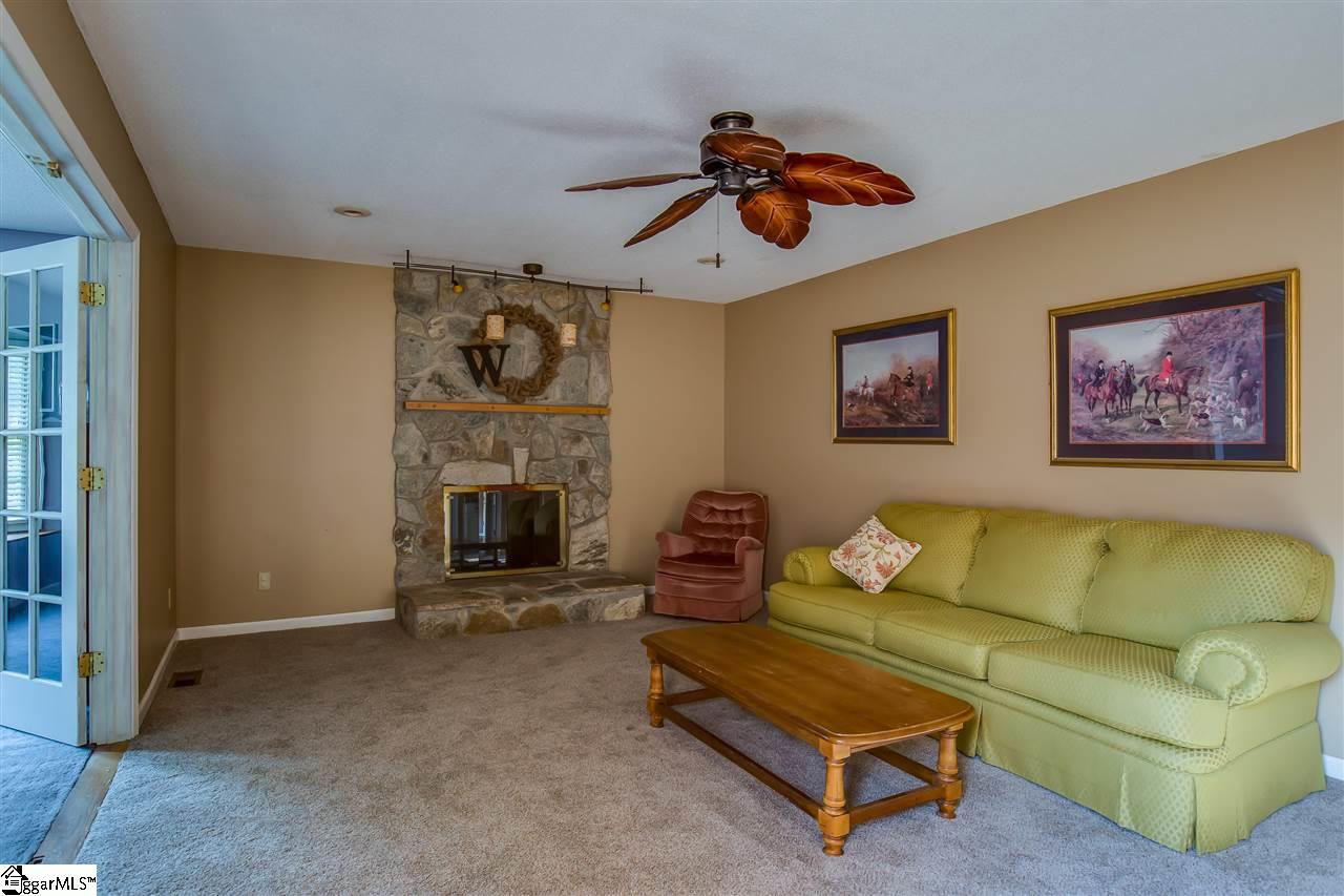 234 South McAlister Road Easley, SC 29642 - Photo 11 of 35