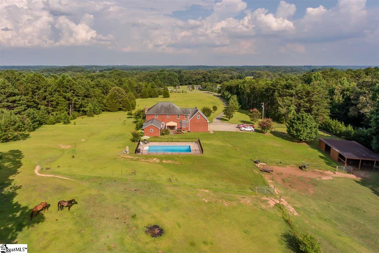 234 South McAlister Road Easley, SC 29642 - Photo 33 of 35