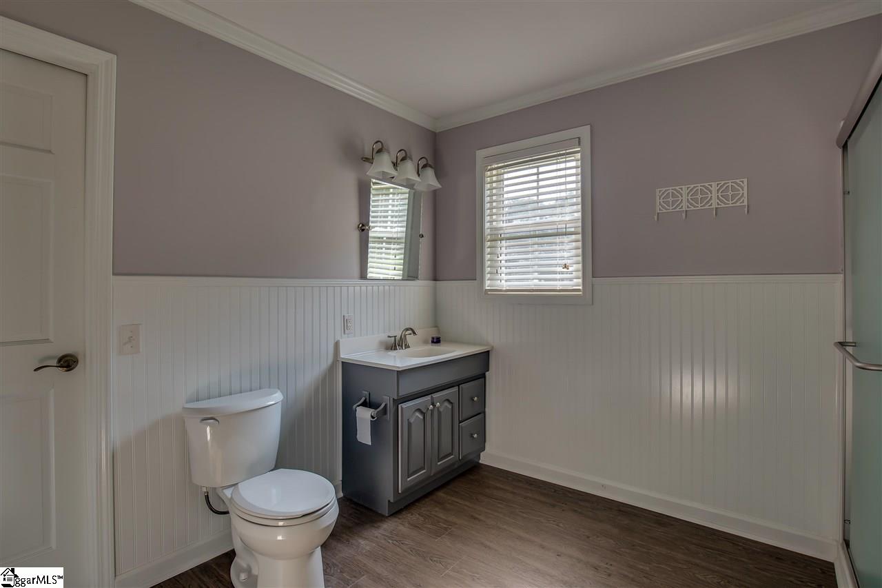 234 South McAlister Road Easley, SC 29642 - Photo 5 of 35
