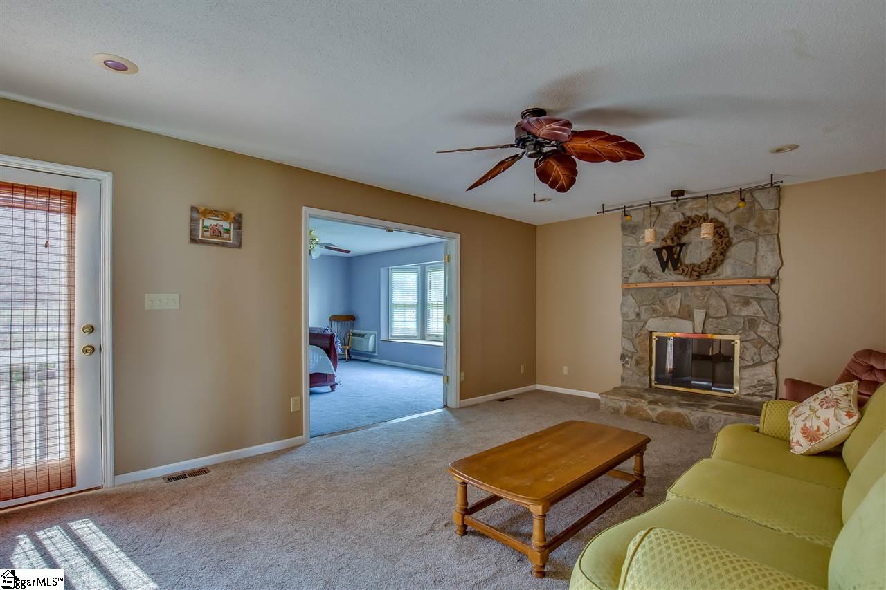 234 South McAlister Road Easley, SC 29642 - Photo 10 of 35