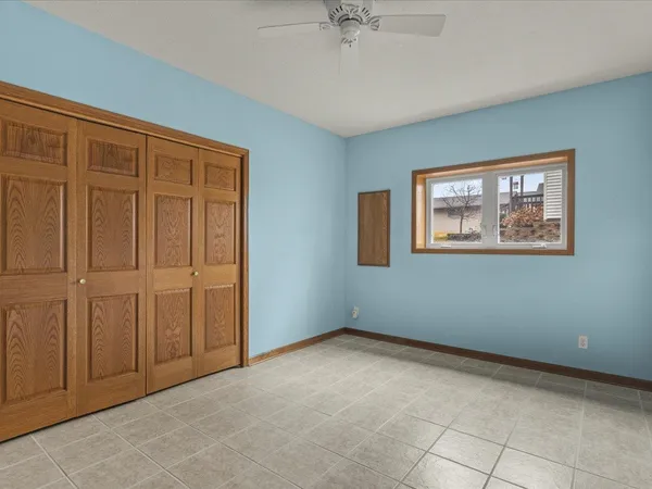 $749,900 | 870 Breckenboro Road, Lake Summerset, IL 61019