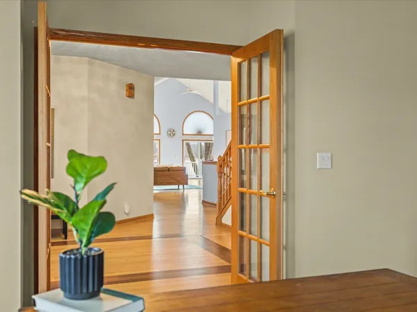 $749,900 | 870 Breckenboro Road, Lake Summerset, IL 61019