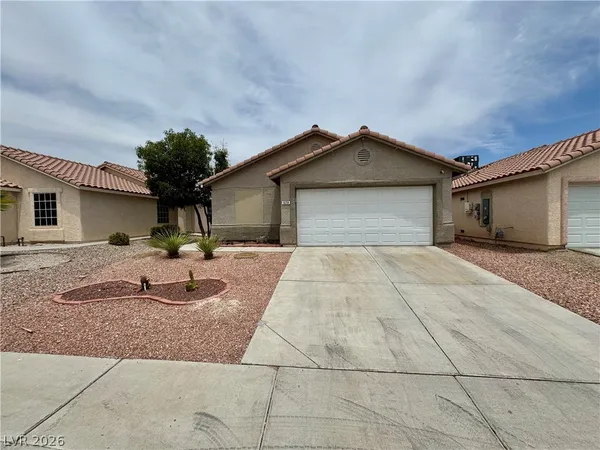 $2,300 | 628 Carlos Julio Avenue, North Las Vegas, NV 89031