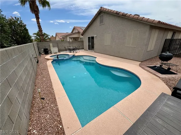 $2,300 | 628 Carlos Julio Avenue, North Las Vegas, NV 89031