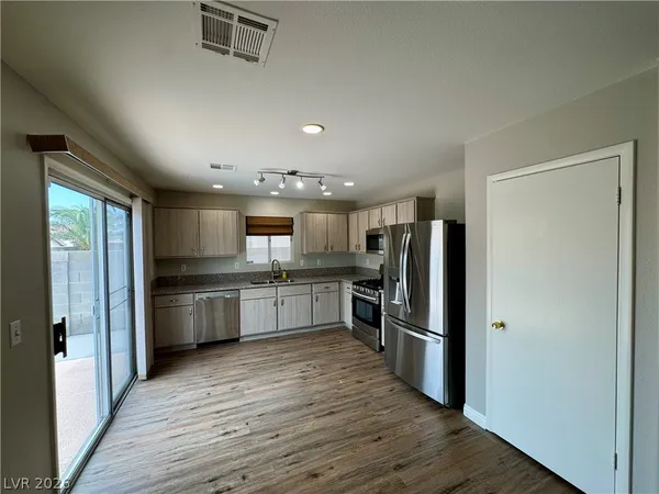 $2,300 | 628 Carlos Julio Avenue, North Las Vegas, NV 89031